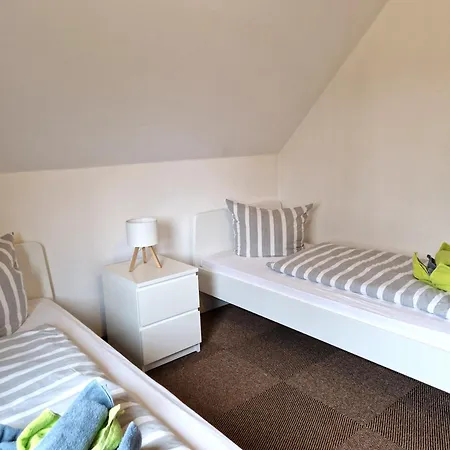 Gaestehaus Kuehn Warft 02 Og