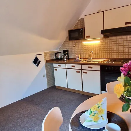 Gaestehaus Kuehn Warft 02 Og *