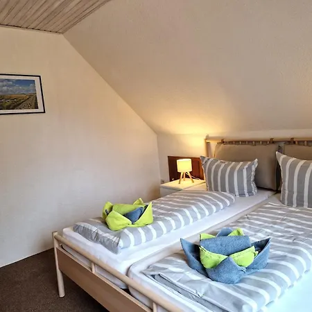 Gaestehaus Kuehn Warft 02 Og Appartement