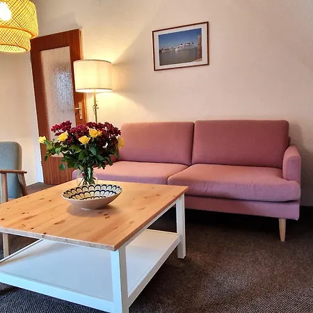 Apartment Gaestehaus Kuehn Warft 02 Og *